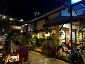  Baanfai Guesthouse  Chiang Khong